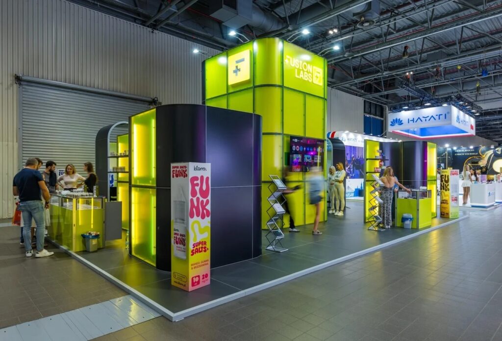 A modern modular exhibition stand by Clever Frame for Fusion Labs brand