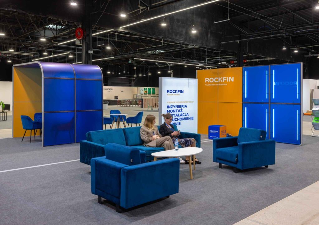 B2B trade show stand B2C trade show stand